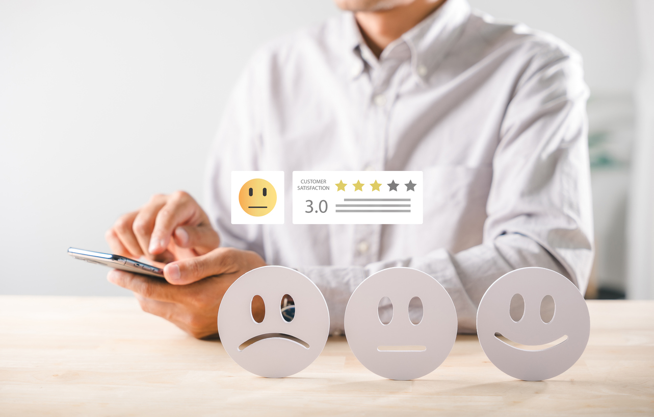 Negative customer review.